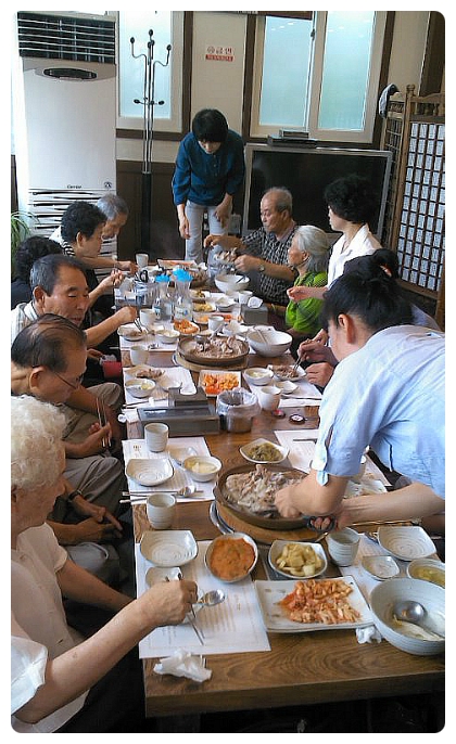 금송오리와삼계탕 이미지