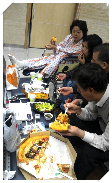 왕언니피자치킨 이미지