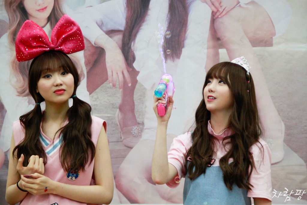 러블리즈 케이&빵떡.jpg | 인스티즈