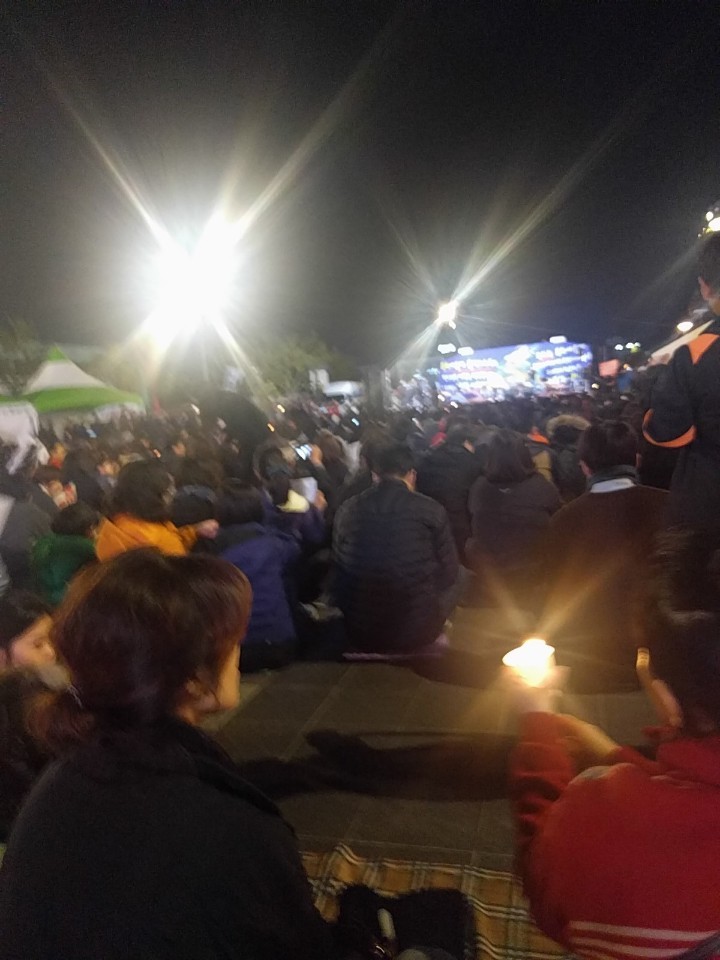 광주도 문화전당광장 꽉찼습니다 | 인스티즈