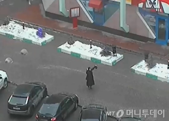러시아 지하철역서 참수한 아이 머리 들고다니던 유모 체포 | 인스티즈
