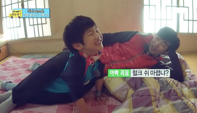 [아빠어디가] 준수 얼굴에 못생김이 묻었던 순간들ㅋㅋ.jpg | 인스티즈
