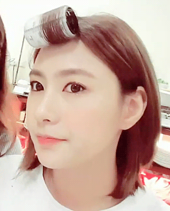 오늘자 에이핑크 브이앱(초롱이 위주).gif | 인스티즈