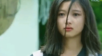 애기때부터 전국민이 성장과정을 지켜봐온 여자 연예인 | 인스티즈