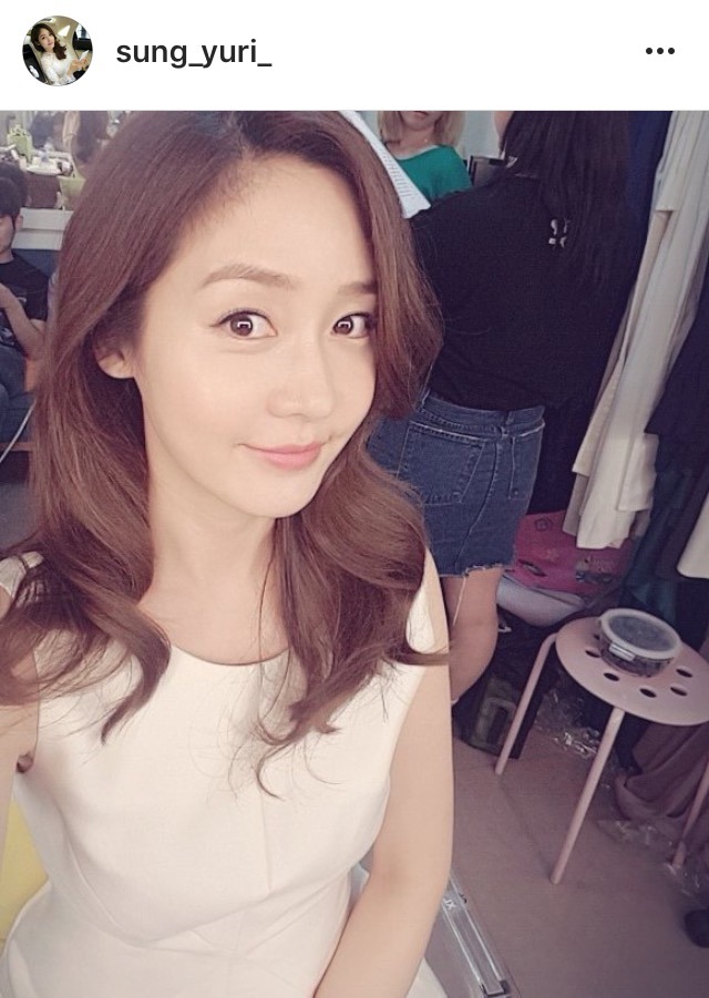 오늘자 성유리 | 인스티즈