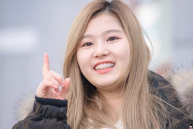 [트와이스] 통장입금이 확인된 사나 | 인스티즈