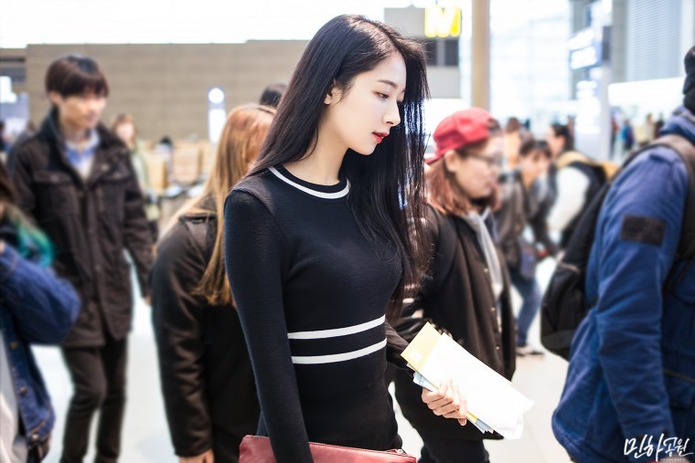 160318 나뮤 꽃단애 민하 인천공항 출국 (진짜 겁나게... 이쁘다...) | 인스티즈
