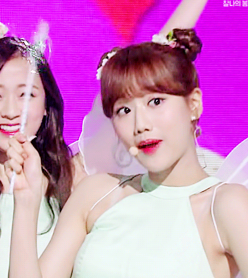 요즘 여자아이돌 사이에서 유행인듯한 머리.jpgif | 인스티즈