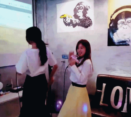 [에이핑크] 점점 흥이돋는 흥나은 깨방정춤 손나은.gif | 인스티즈