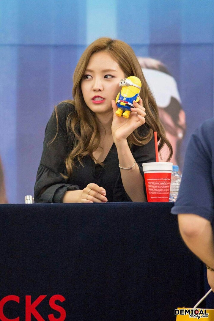 나은씨는 뭐 먹어서 이쁘지???? | 인스티즈