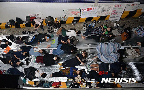 서울대병원 장례식장을 지키는 시민들 | 인스티즈
