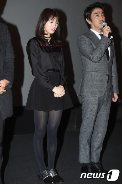 수지, 레드립+초커로 포인트 준 무대인사 패션 +사진추가 | 인스티즈