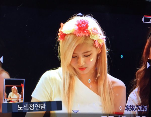 오늘자 미나토자키 샤나.gif | 인스티즈