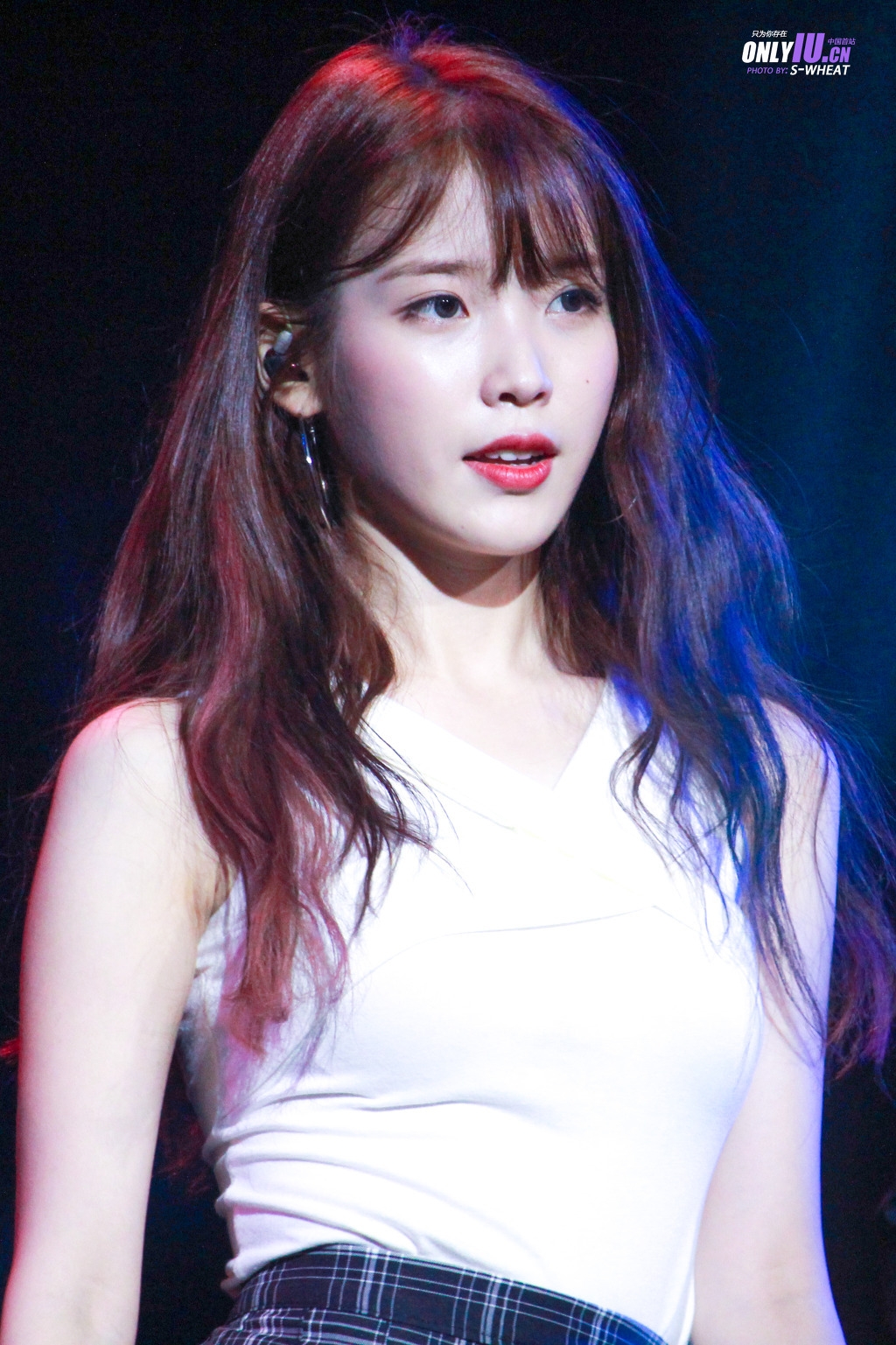 [16.08.27] 중국 팬미팅 아이유.jpg | 인스티즈