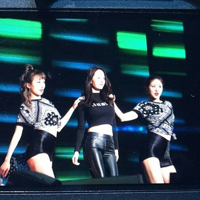 오늘 응원봉 생긴 아이돌 | 인스티즈