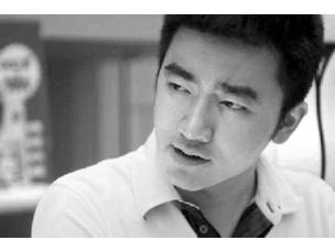 어머니뻘 고위간부 부인 20명과 불륜을 저지르며 거액의 재산을 축척한 중국 앵커.jpg | 인스티즈
