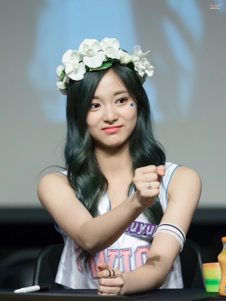 토요일이라서 쯔위 | 인스티즈