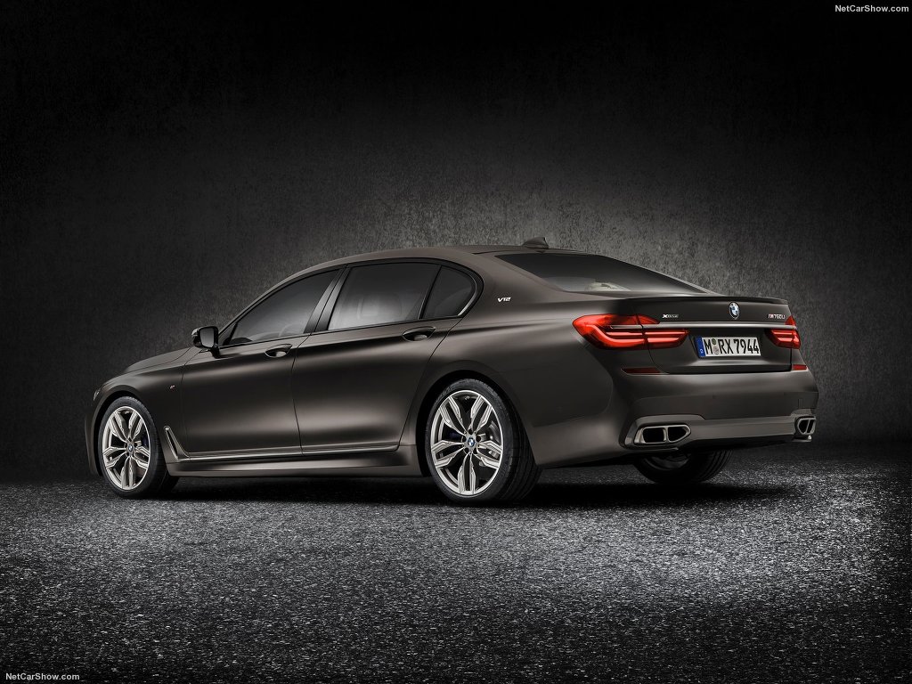 2017 BMW M760Li | 인스티즈