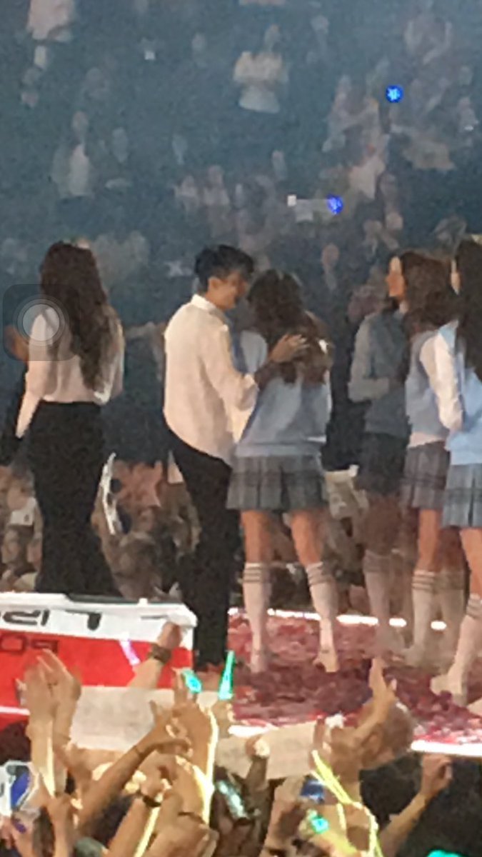 프랑스 k팝 콘서트에서 보는눈 없다고 ioi한테 집적대는 아이돌; | 인스티즈