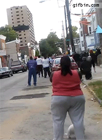 건물폭파 구경하려고 기다리는데.gif | 인스티즈
