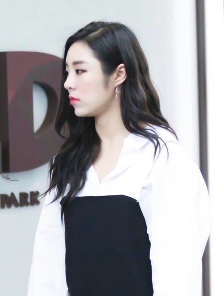 마마무 휘인 옆모습 | 인스티즈
