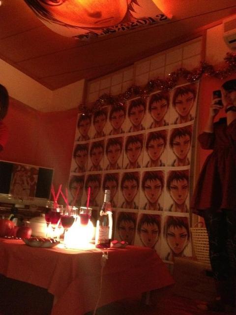 어느 만화캐릭터 팬들의 생일파티.jpg | 인스티즈