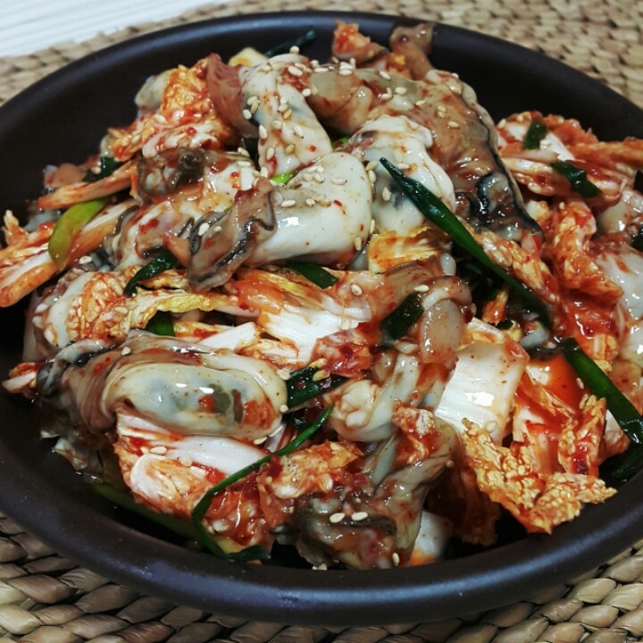 돼지고기 묵은지찜? 알배추 굴보쌈? | 인스티즈