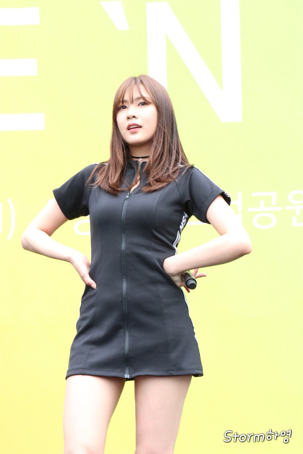 [에이핑크] 피곤한 하루의 시작이라서 하영이 | 인스티즈