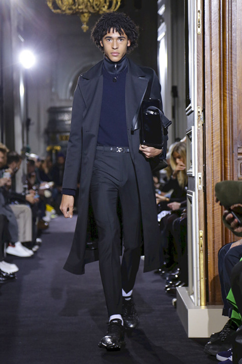 2018 F/W 발렌티노 맨즈웨어 컬렉션 | 인스티즈