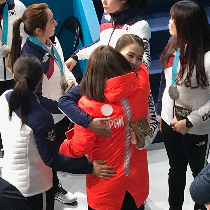 일본선수 껴안아주는 대인배 김은정선수...jpg | 인스티즈