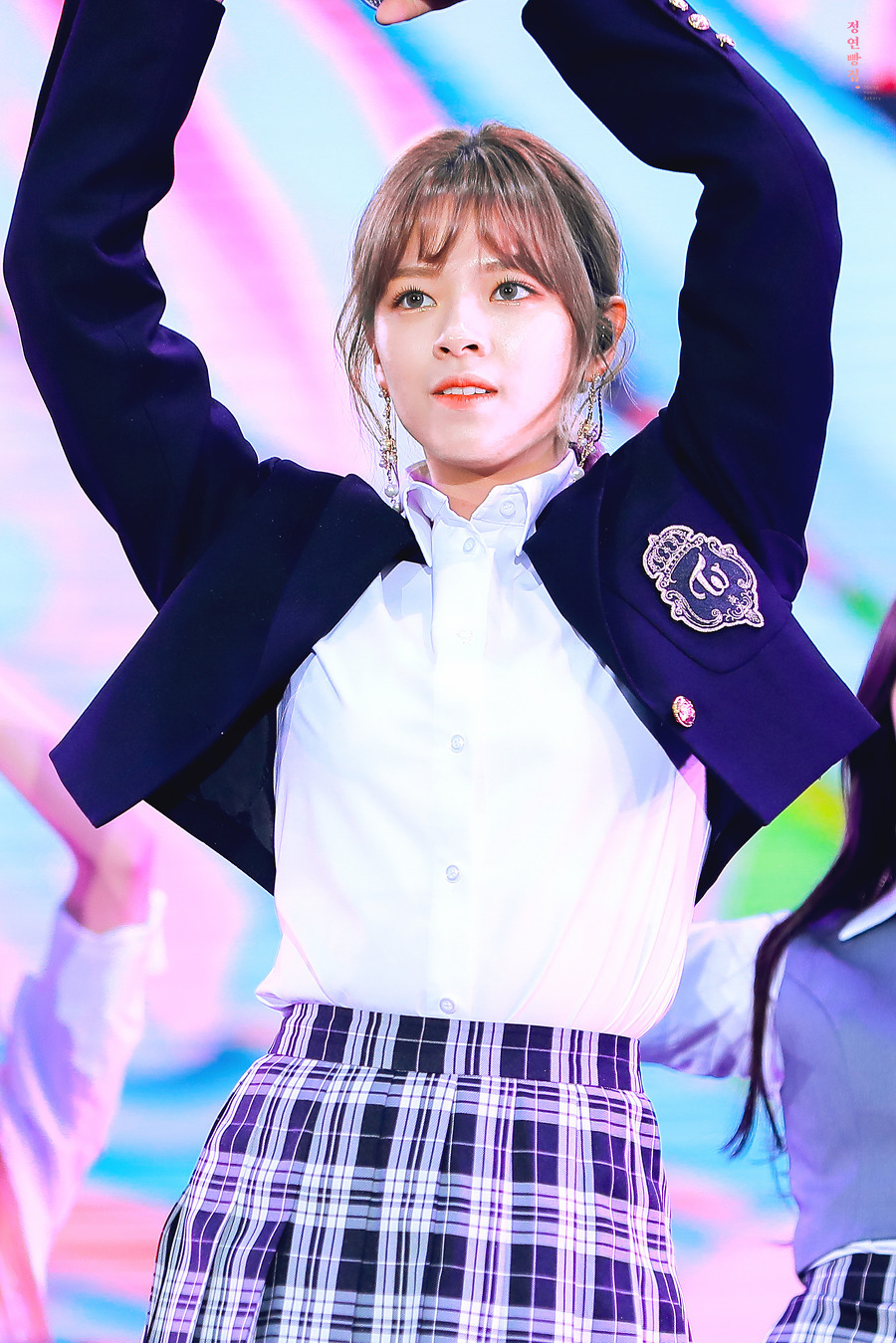 포니테일머리 정연이.jpgif | 인스티즈
