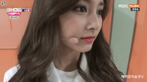 얼굴이 안 찍히는 쯔위.jpgif | 인스티즈
