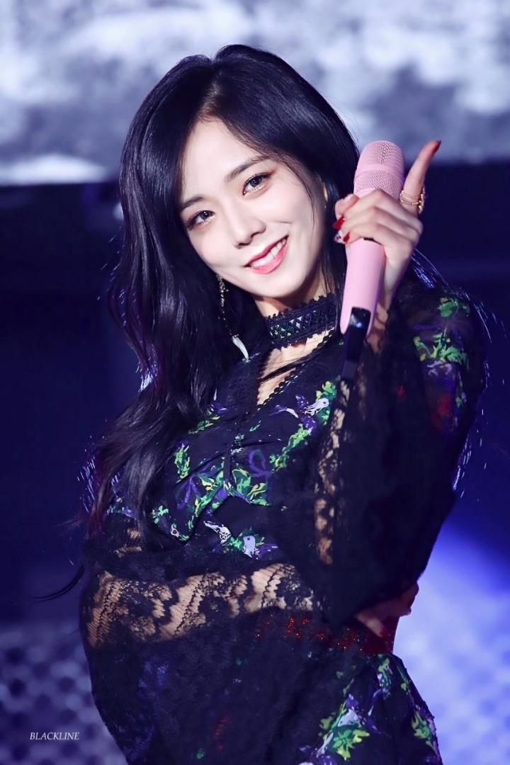 카페에 올라왔던 지수짤포함해 다시 공유하고싶으니 지수 | 인스티즈