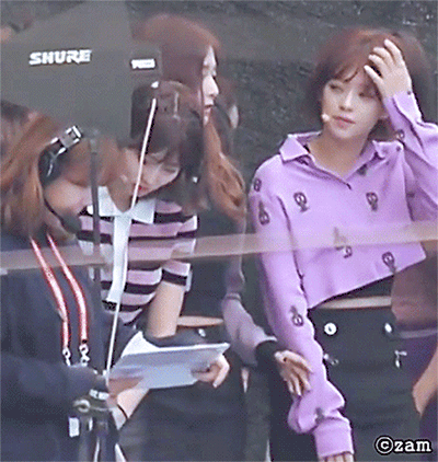 막내들을 대하는 트와이스 정연의 온도차 . gif | 인스티즈