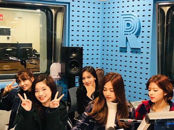 최파타 인스타 트와이스 단체컷 | 인스티즈