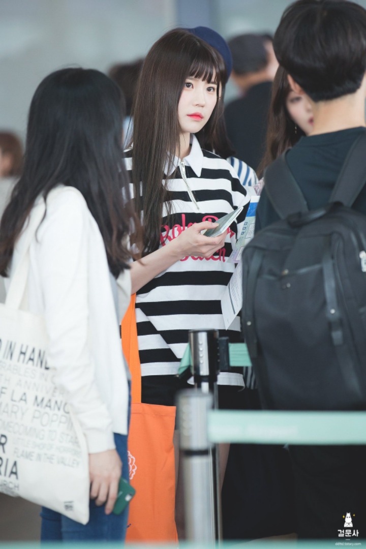 마리몬드 옷 입는 아이돌.gif | 인스티즈