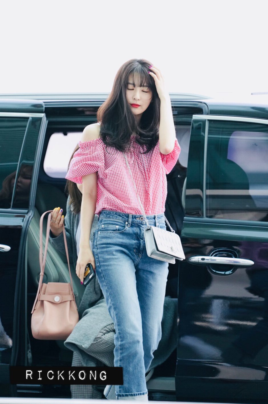 [레드벨벳] 아련아련한 느낌의 공항 슬기 | 인스티즈