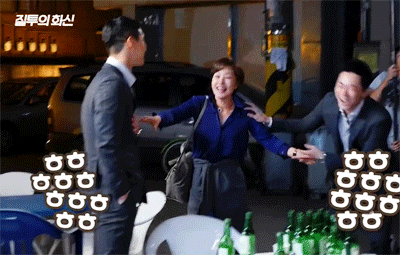 [질투의화신] 찰영하다 실수로 뽀뽀해버린 고경표-박지영.gif | 인스티즈