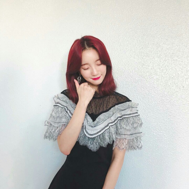 오늘자 오마이걸 인스타 업뎃(비니) | 인스티즈