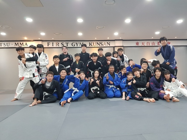 구*준 이미지