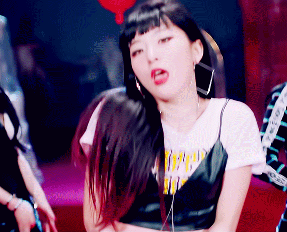 레드벨벳 슬기가 북에 가서 차마 하지 못한 그 안무...........gif | 인스티즈