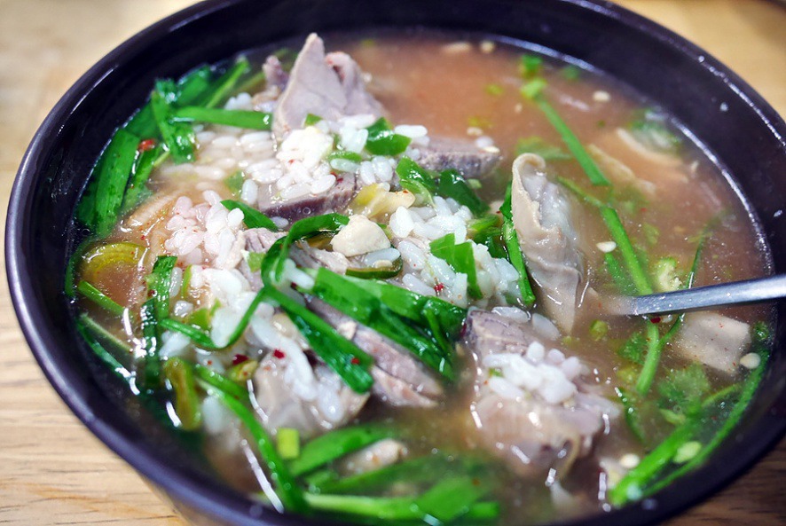 전날 과음한 당신, 친구와 해장겸 식사를 하러 가는데 당신의 선택은? | 인스티즈