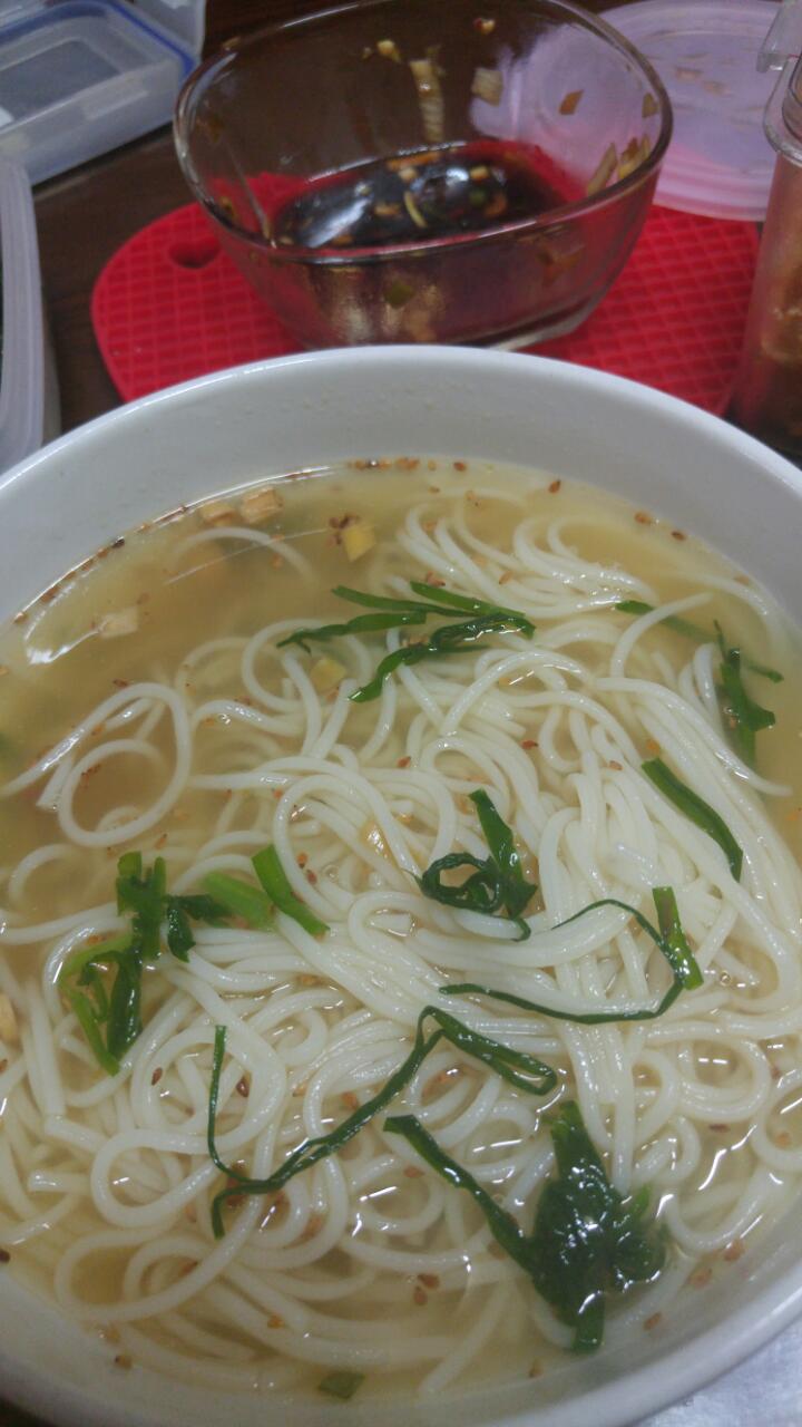 국수먹방 이미지