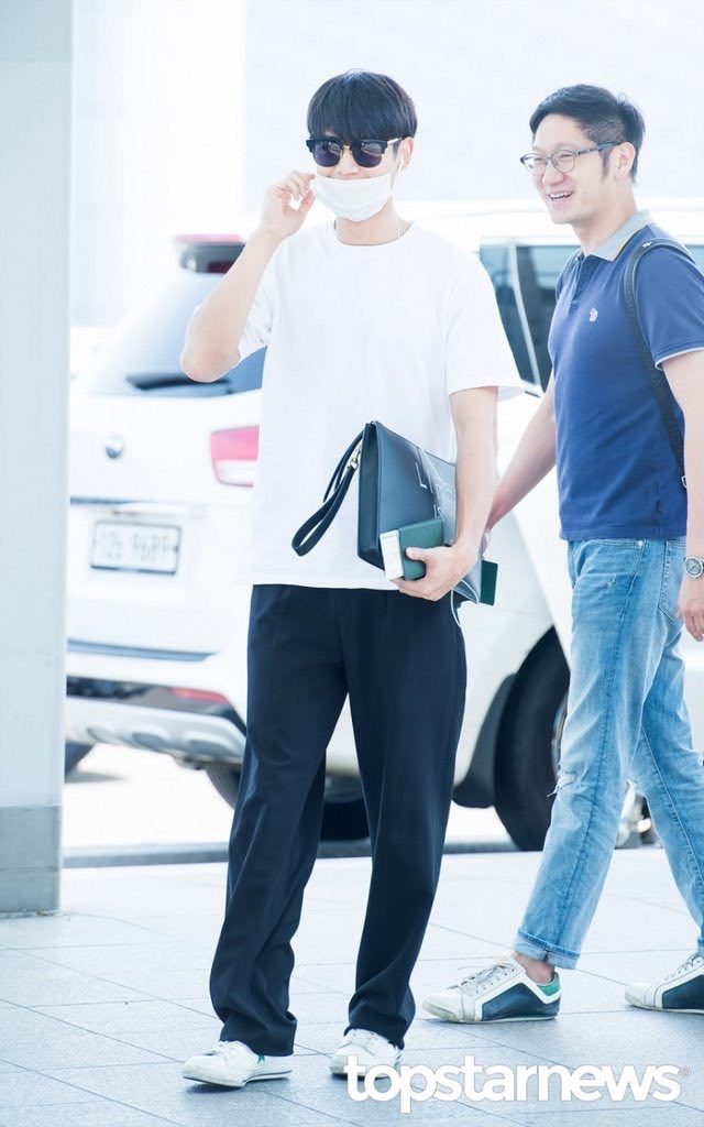 [샤이니] 화이트티셔츠를 입은 민호 | 인스티즈