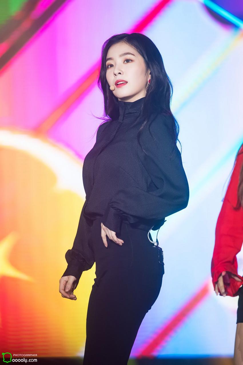 블랙이 잘 어울리는 아이린.jpg | 인스티즈