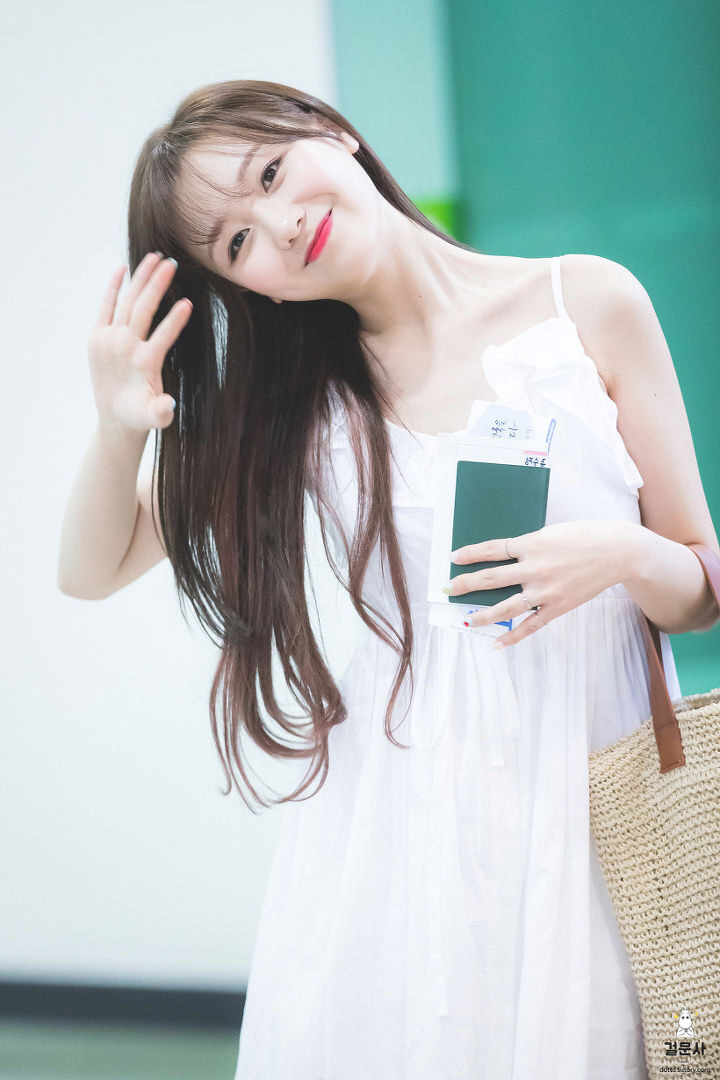 [러블리즈] 퇴근시간이 다가와서 수정이 | 인스티즈
