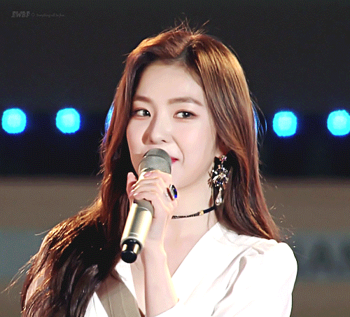 화이트가 잘 어울리는 짱예보스 아이린.gif | 인스티즈