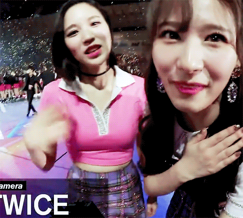 트와이스 셀프캠.gif | 인스티즈